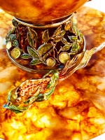 Чашка чайная из янтаря ИСПОЛНЕНИЕ ЖЕЛАНИЙ AZJ4204/L