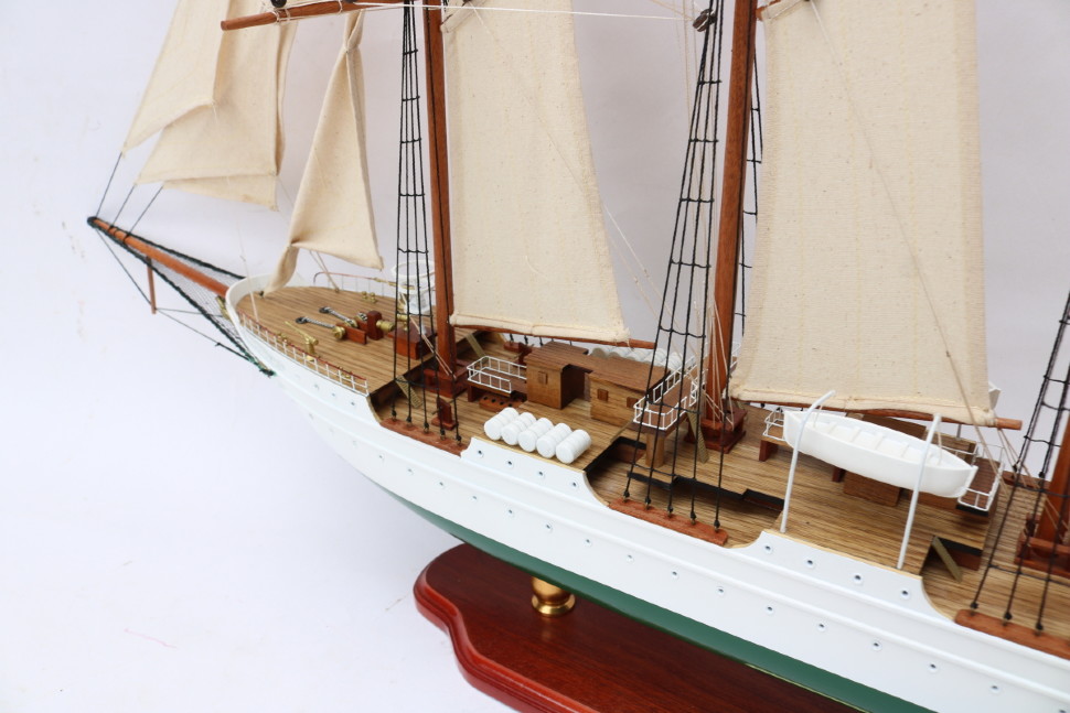Модель парусника JUAN SEBASTIAN DE ELCANO, Испания TS-0067-P-60 Модель парусника JUAN SEBASTIAN DE ELCANO, Испания TS-0067-P-60