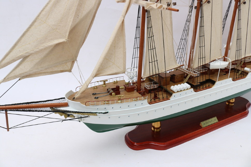 Модель парусника JUAN SEBASTIAN DE ELCANO, Испания TS-0067-P-60 Модель парусника JUAN SEBASTIAN DE ELCANO, Испания TS-0067-P-60
