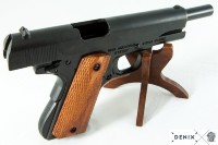 Макет. Пистолет автоматический M1911A1, .45 калибра, США, 1911 г. (1-я и 2-я Мировые войны) с деревянными накладками DE-8312
