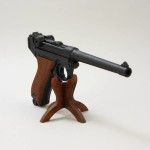 Пистолет Люгера системы парабеллум P08, Германия, 1898 год, с деревянными накладками на рукоять DE-M-1144