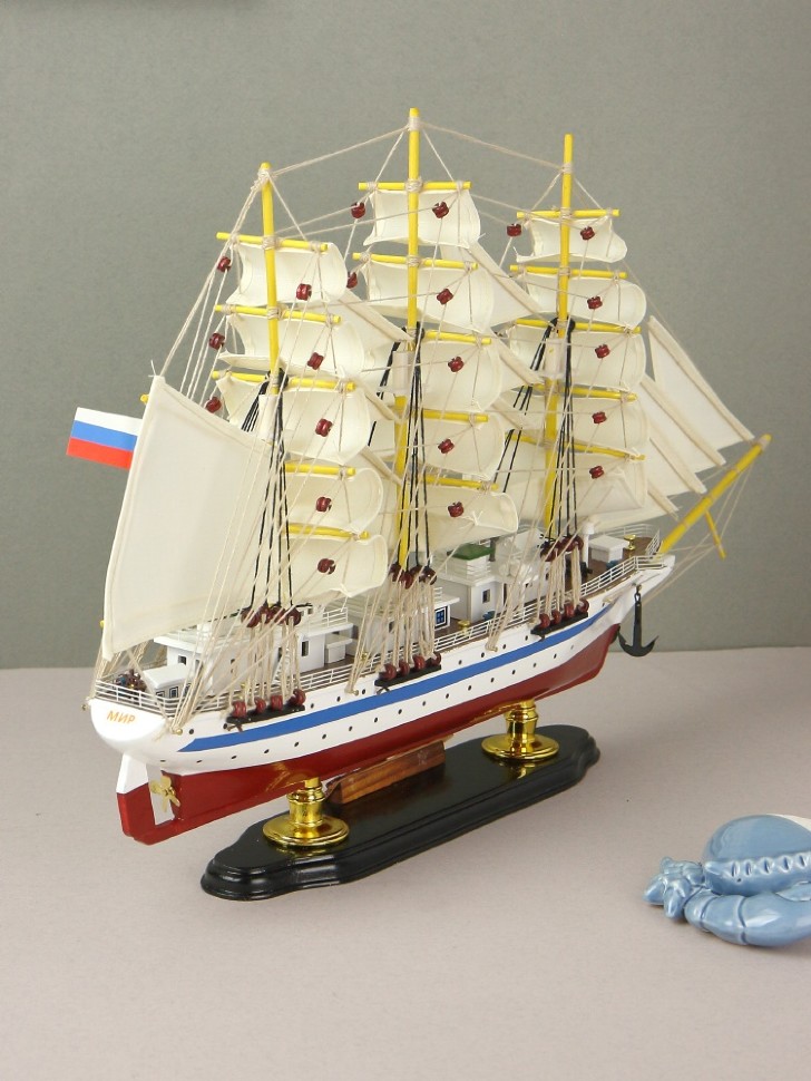 Модель парусника МИР HQ-51826-52 Модель парусника МИР HQ-51826-52