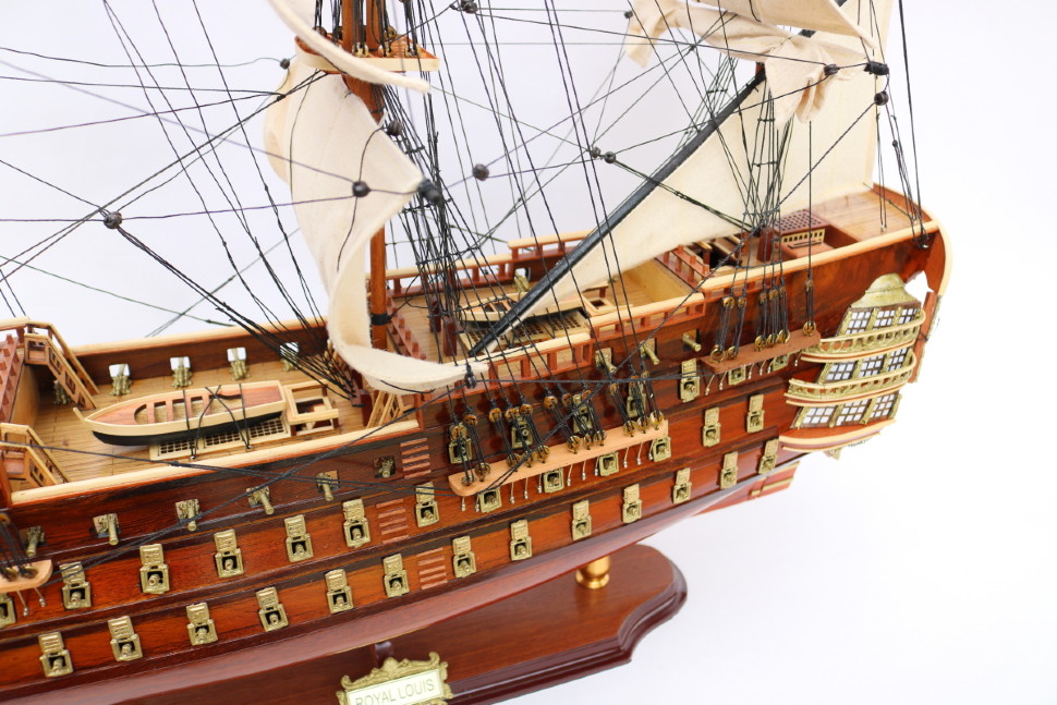 Модель парусника ROYAL LOUIS, Франция TS-0010-W-80 Модель парусника ROYAL LOUIS, Франция TS-0010-W-80