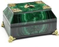 Ларец из малахита МАЛАХИТОВЫЕ УЗОРЫ 037rk.3200163-3