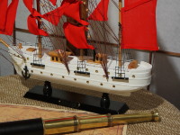 Модель парусника АЛЫЕ ПАРУСА MM-YQY-128650 Модель парусника АЛЫЕ ПАРУСА MM-YQY-128650