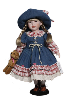 Кукла фарфоровая на подставке YF-161230