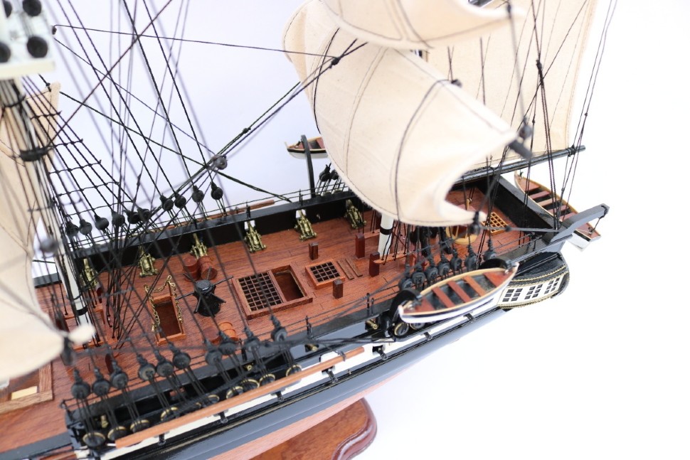 Модель парусника USS CONSTITUTION, США TS-0023-P-80