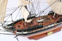 Модель парусника USS CONSTITUTION, США TS-0023-P-80