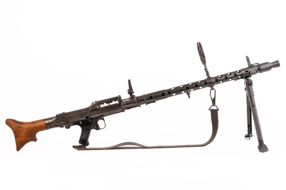 Макет. Пулемет MG-34 с прицельной планкой и ремнем (макет, ММГ) DE-9317
