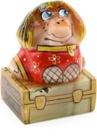 Фигурка из селенита ДОМОВОЙ НА СУНДУКЕ 037665292