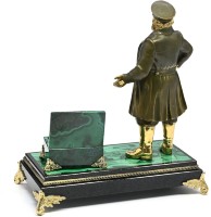 Композиция КУПЕЦ С СУНДУКОМ из бронзы на подставке из малахита 037rk.1350915