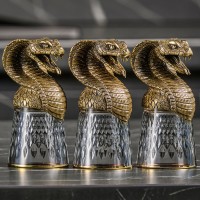 Набор стопок-перевёртышей ЗМЕЯ в подарочном футляре GP-13000970 Набор стопок-перевёртышей ЗМЕЯ в подарочном футляре GP-13000970