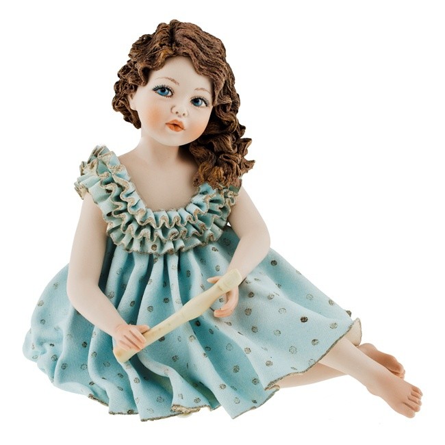 Фарфоровая статуэтка PAMINA